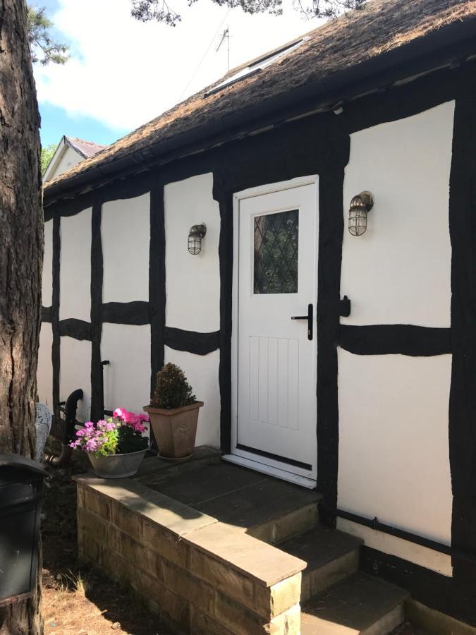 Ferienwohnung Round-Y-Corner Macclesfield Exterior foto